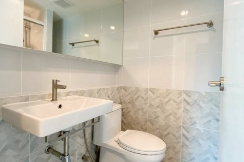 Condo in Hua Hin, Thailand, 2 bedrooms  № 133079 - photo 10