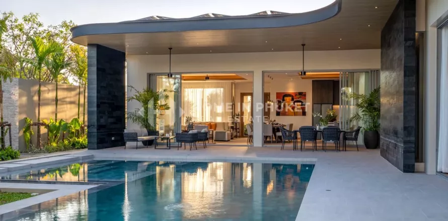 House in Phuket, Thailand 3 bedrooms № 131543