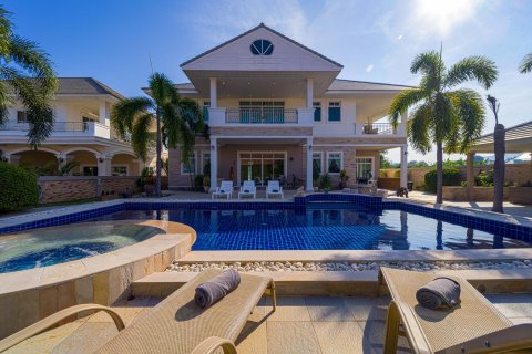 Maison à Hua Hin, Thaïlande 6 chambres № 125502 - photo 1