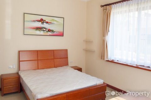 House in Pattaya, Thailand 4 bedrooms № 100723 - photo 11