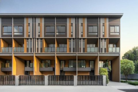 Townhouse à Bangkok, Thaïlande 3 chambres № 104893 - photo 1