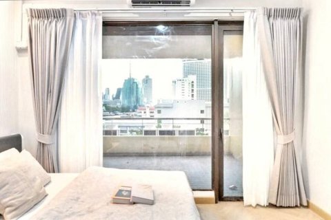 Кондоминиум с 2 спальнями в Кхлонг Сане, Бангкок, Таиланд № 104892 - фото 5