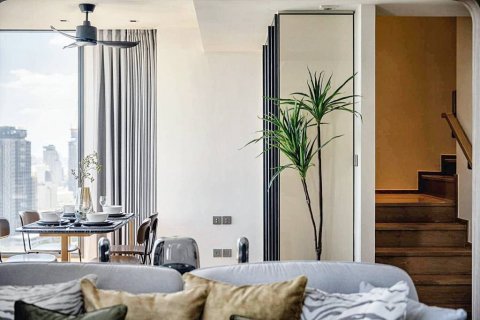 Дуплекс в Бангкоке, Таиланд с 2 спальнями  № 86335 - фото 3