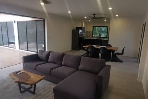 Villa in Wiang Sa, Thailand 3 bedrooms № 85881 - photo 5