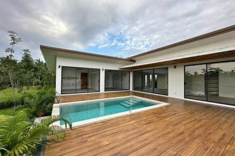 Villa in Wiang Sa, Thailand 3 bedrooms № 85881 - photo 1