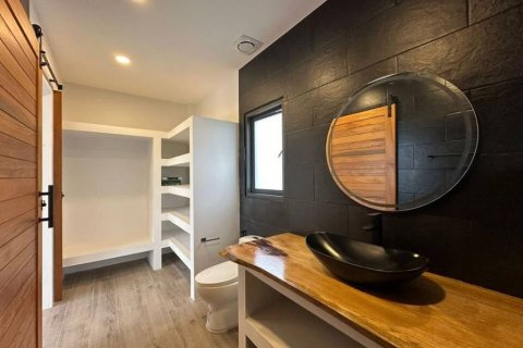 Villa in Wiang Sa, Thailand 3 bedrooms № 85881 - photo 10