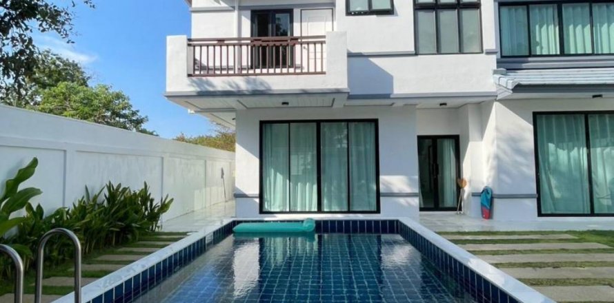 Villa in Chalong, Thailand 3 bedrooms № 119697