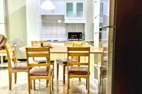Condo in Bangkok, Thailand, 2 bedrooms  № 119698 - photo 7