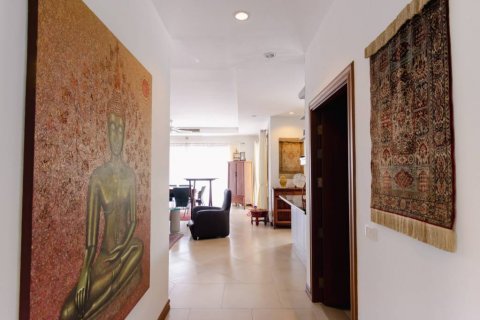Villa in Hua Hin, Thailand 5 bedrooms № 119700 - photo 10