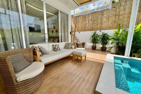 Villa in Surat Thani, Thailand 3 bedrooms № 119696 - photo 7
