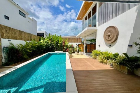 Villa in Surat Thani, Thailand 3 bedrooms № 119696 - photo 5