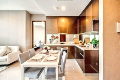 Condo à Bangkok, Thaïlande, 2 chambres  № 104178 - photo 8