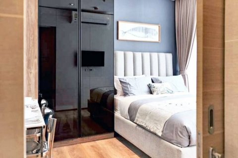 Condo in Bangkok, Thailand, 1 bedroom  № 104176 - photo 2