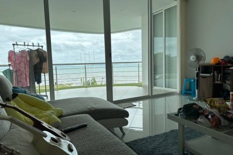 Condo in Sattahip, Thailand, 3 bedrooms № 104181 - photo 3