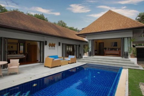 Villa in Rawai, Thailand 2 bedrooms № 99989 - photo 2