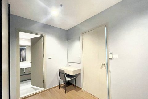 Кондоминиум с 2 спальнями в Бангкоке, Таиланд № 85718 - фото 10