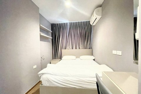 Кондоминиум с 2 спальнями в Бангкоке, Таиланд № 85718 - фото 9