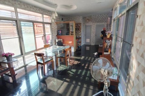 Дом в Суан Луанге, Бангкок, Таиланд с 4 спальнями  № 104401 - фото 7