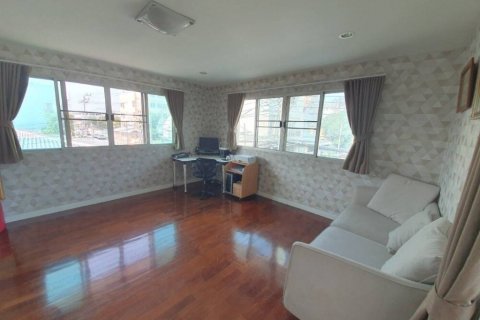 Дом в Суан Луанге, Бангкок, Таиланд с 4 спальнями  № 104401 - фото 10