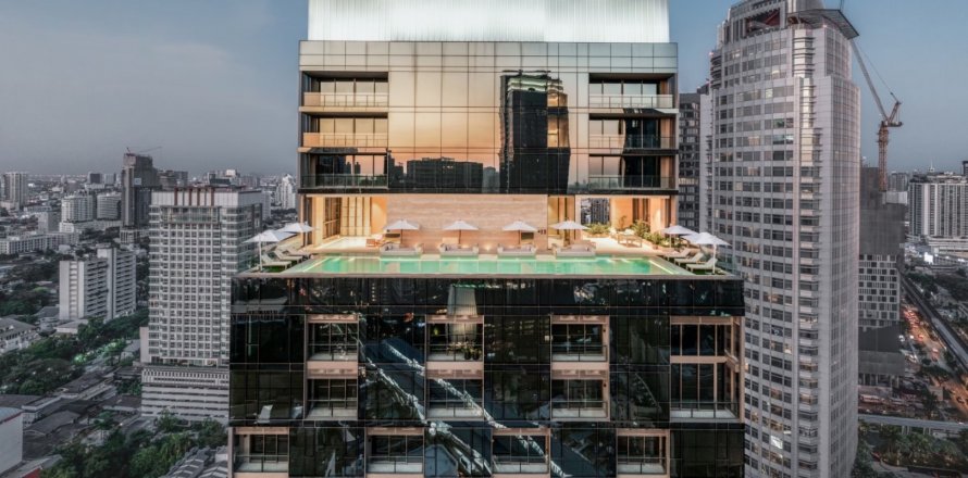 Condo in Bangkok, Thailand, 2 bedrooms  № 130018