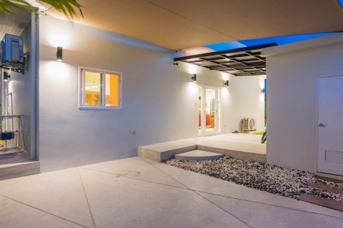 Дом в Чиангмае, Таиланд с 4 спальнями № 126103 - фото 17