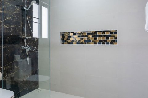 House in Chiang Mai, Thailand 4 bedrooms № 126105 - photo 17