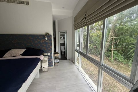 Condo in Pa Klok, Thailand, 2 bedrooms  № 132425 - photo 8