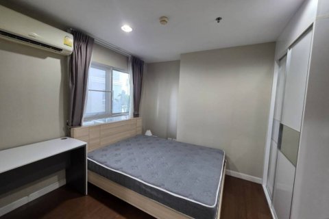 Кондоминиум с 3 спальнями в Хуай Кванге, Бангкок, Таиланд № 132424 - фото 6