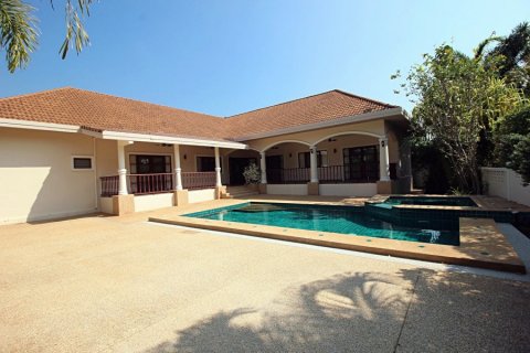 Дом в Хуа Хине, Таиланд с 4 спальнями  № 125092 - фото 3