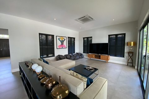 Дом в Хуа Хине, Таиланд с 4 спальнями № 125090 - фото 15