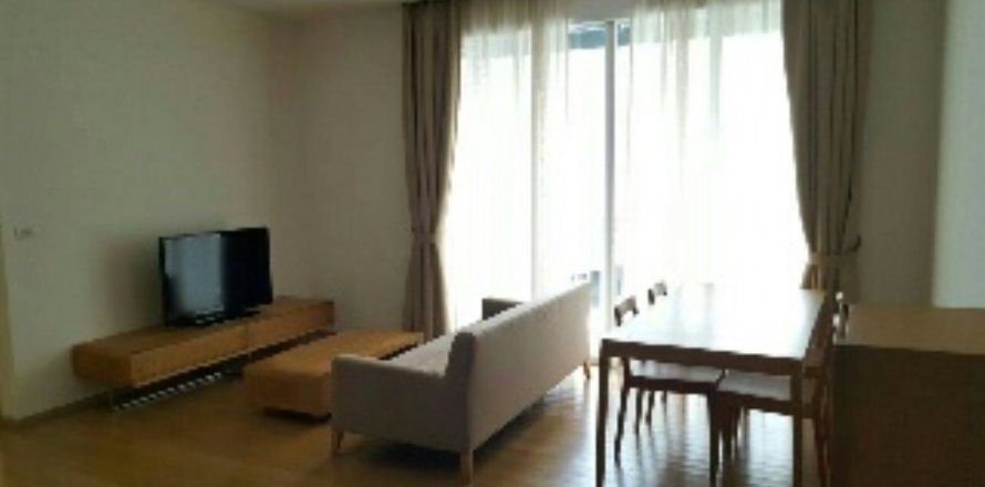 Condo in Bangkok, Thailand, 2 bedrooms  № 143512