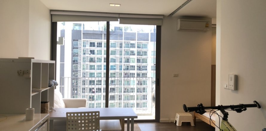 Кондоминиум с 1 спальней в Сатхоне, Бангкок, Таиланд № 123857