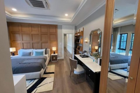 House in Saphan Sung, Bangkok, Thailand 5 bedrooms № 123853 - photo 9
