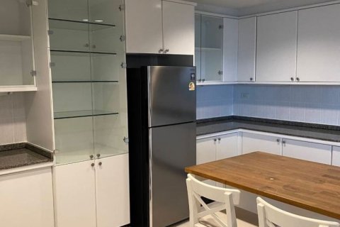 Condo in Watthana, Bangkok, Thailand, 4 bedrooms  № 123856 - photo 6