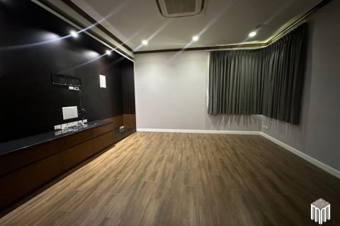 House in Chiang Mai, Thailand 4 bedrooms № 122372 - photo 7