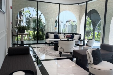 Condo in Bang Tao, Thailand, 3 bedrooms  № 132079 - photo 2