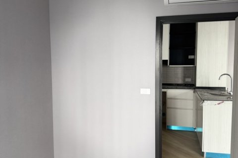 Condo in Bang Tao, Thailand, 3 bedrooms  № 132079 - photo 13