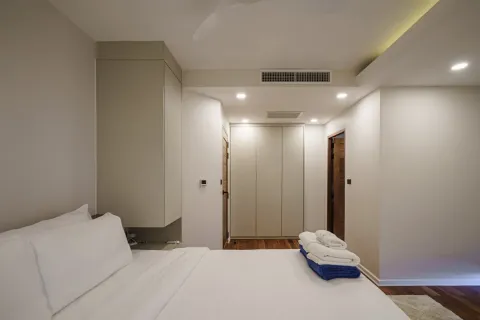 Condo in Bang Tao, Thailand, 2 bedrooms  № 132078 - photo 27