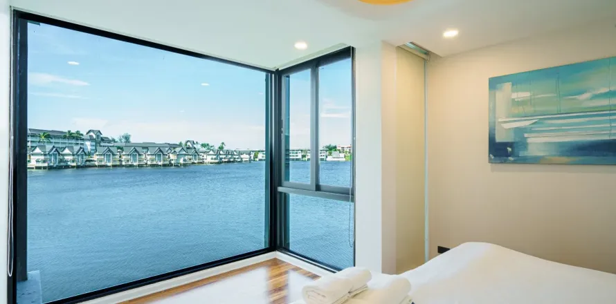 Condo in Bang Tao, Thailand, 2 bedrooms  № 132078