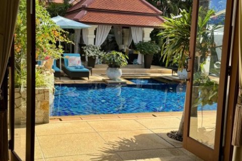 Villa in Bang Tao, Thailand 4 bedrooms № 119683 - photo 3