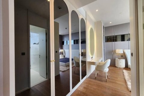 Кондоминиум с 3 спальнями в Патхум Ване, Бангкок, Таиланд № 126372 - фото 6