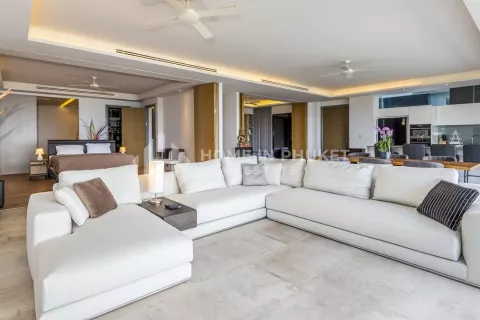 Condo in Phuket, Thailand, 3 bedrooms  № 131536 - photo 6