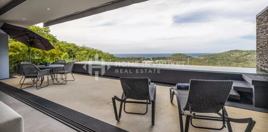 Condo in Phuket, Thailand, 3 bedrooms  № 131536