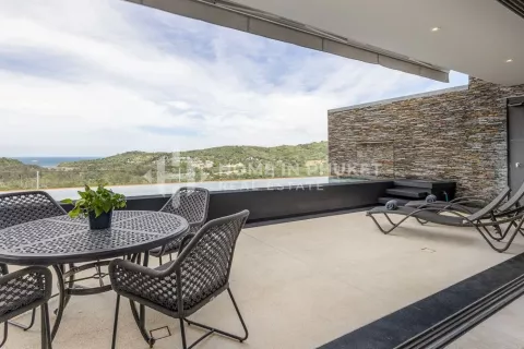 Condo in Phuket, Thailand, 3 bedrooms  № 131536 - photo 4