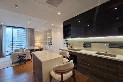 Condo in Pathum Wan, Bangkok, Thailand, 2 bedrooms  № 123823 - photo 14