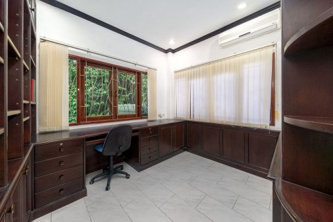 Дом в Самуи, Таиланд с 4 спальнями  № 123825 - фото 10