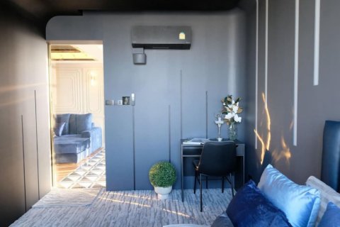 Кондоминиум с 2 спальнями в Дин Даенге, Бангкок, Таиланд № 123824 - фото 6