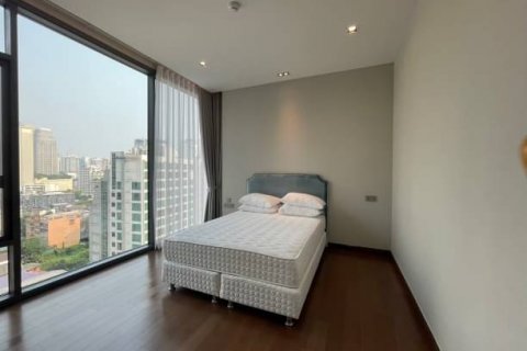 Condo in Khlong Toei, Bangkok, Thailand, 2 bedrooms  № 123821 - photo 4