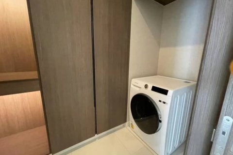 Condo in Khlong Toei, Bangkok, Thailand, 2 bedrooms  № 123821 - photo 3