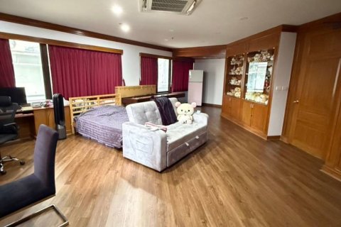 Кондоминиум с 2 спальнями в Бангкоке, Таиланд № 132527 - фото 3